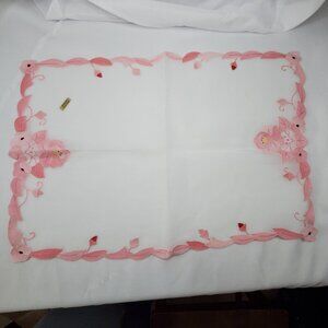 VTG 4 Hand Applique Embroidered Organdy Linen Placemats Pink White By Brode Main